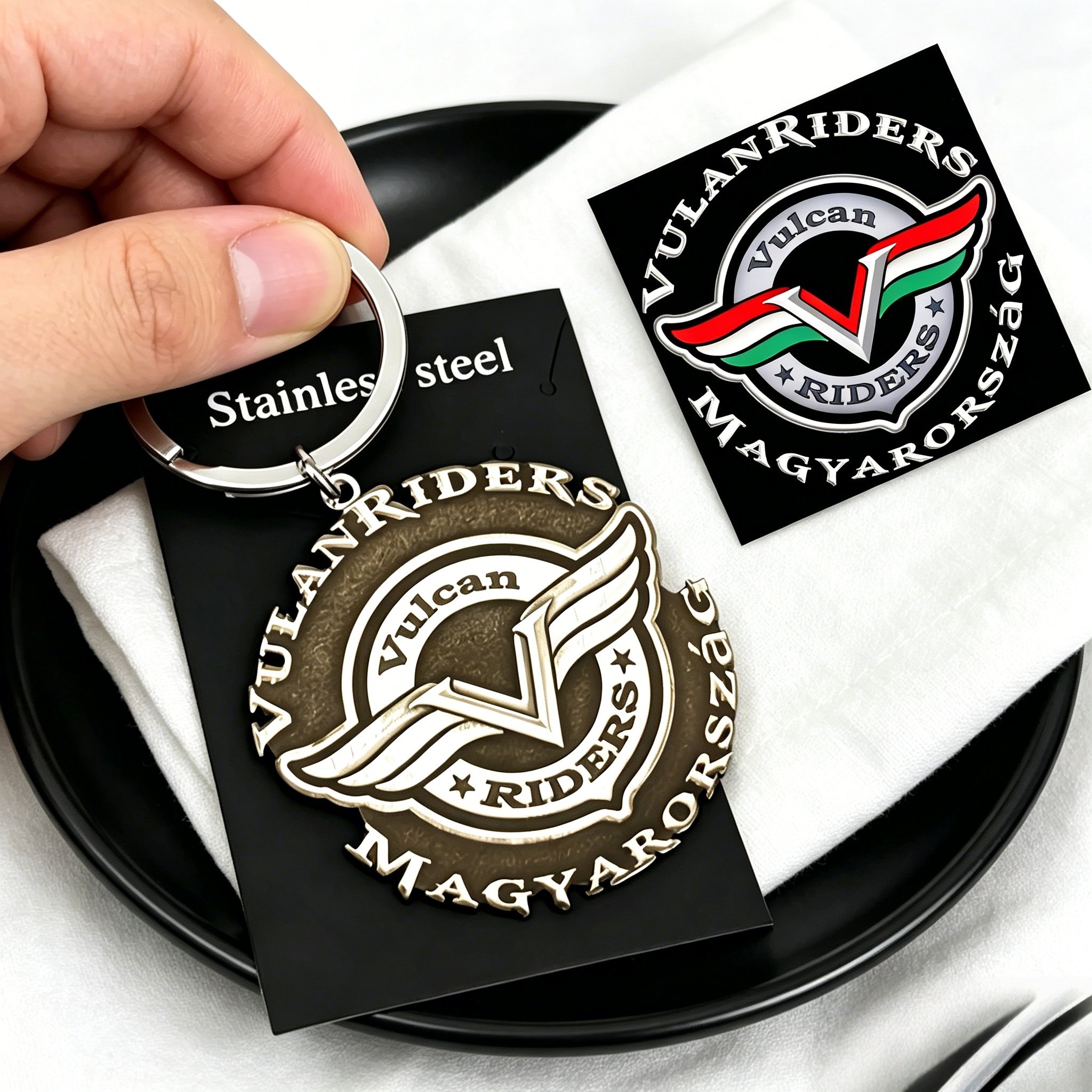 Custom Logo Keychain Vintage P - Vintage Fashion Club avaliação e preço