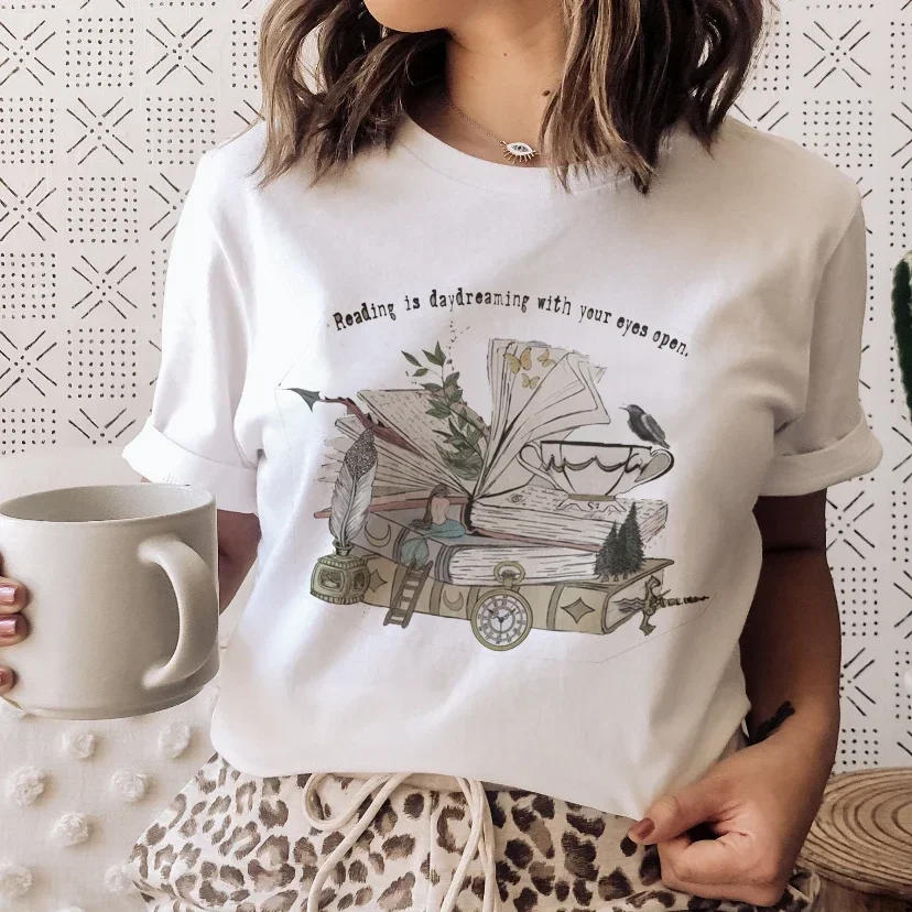 Books Cats Tarot Vintage Tee F - Vintage Fashion Books avaliação e preço