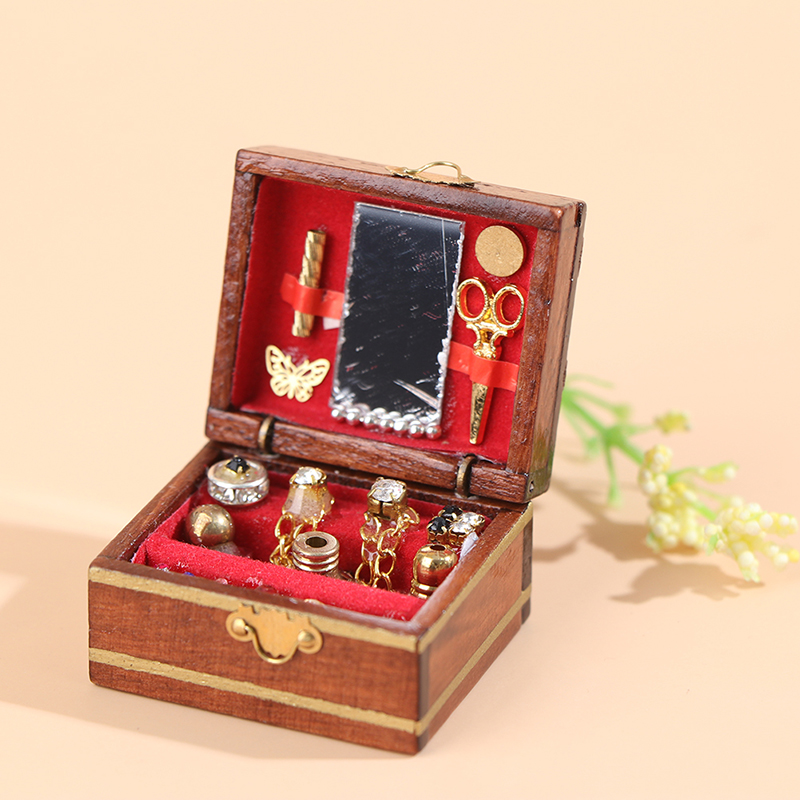 1:12 Dollhouse Miniature Acces - Vintage Fashion Doll avaliação e preço