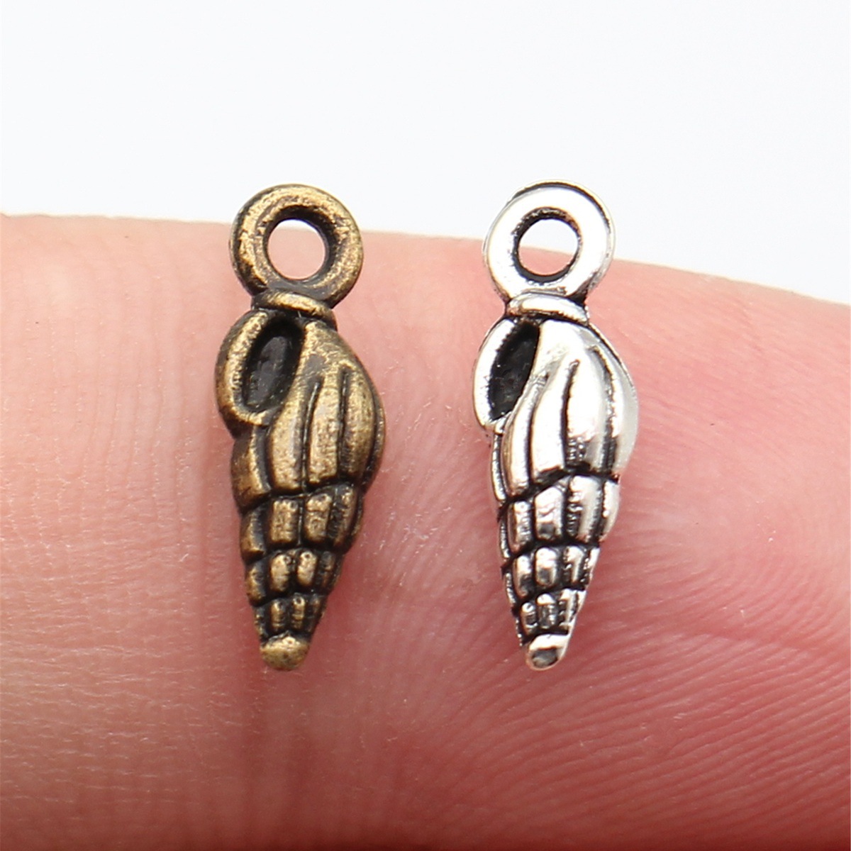 WYSIWYG 20pcs 5x14mm 2 Colors  - Vintage Fashion Tumblr avaliação e preço