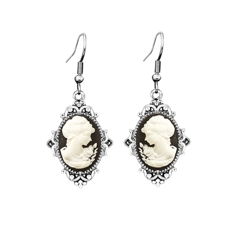Vintage Look Lady Queen Cameo  - Vintage Fashion Look avaliação e preço
