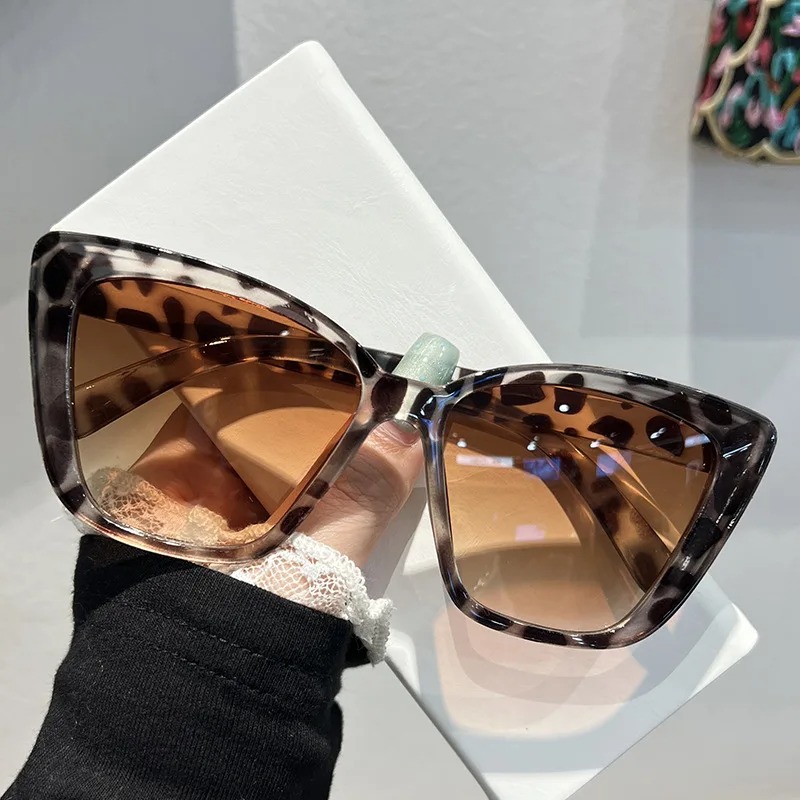 Trendy Cat Eye Sunglasses for  - Vintage Fashion Glasses avaliação e preço