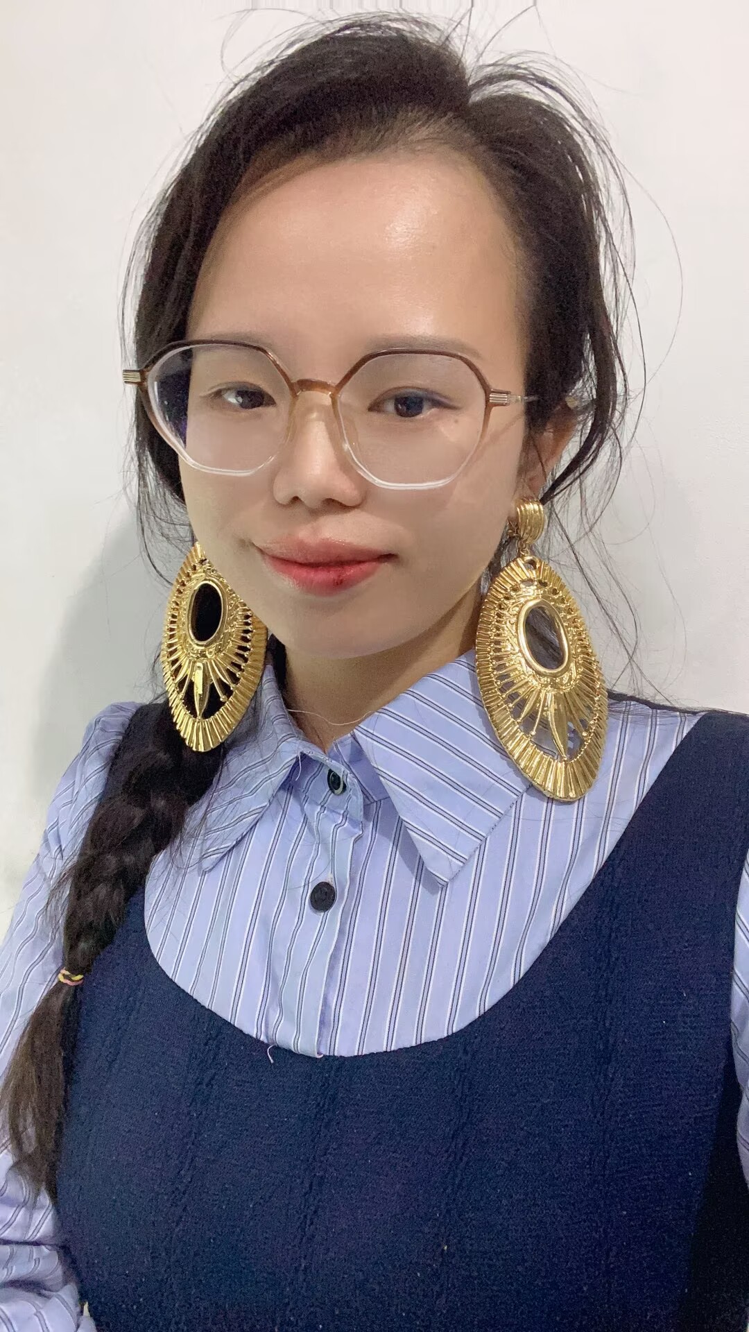 Vintage Gold Hollow Oval Sunbu - Vintage Fashion Look avaliação e preço