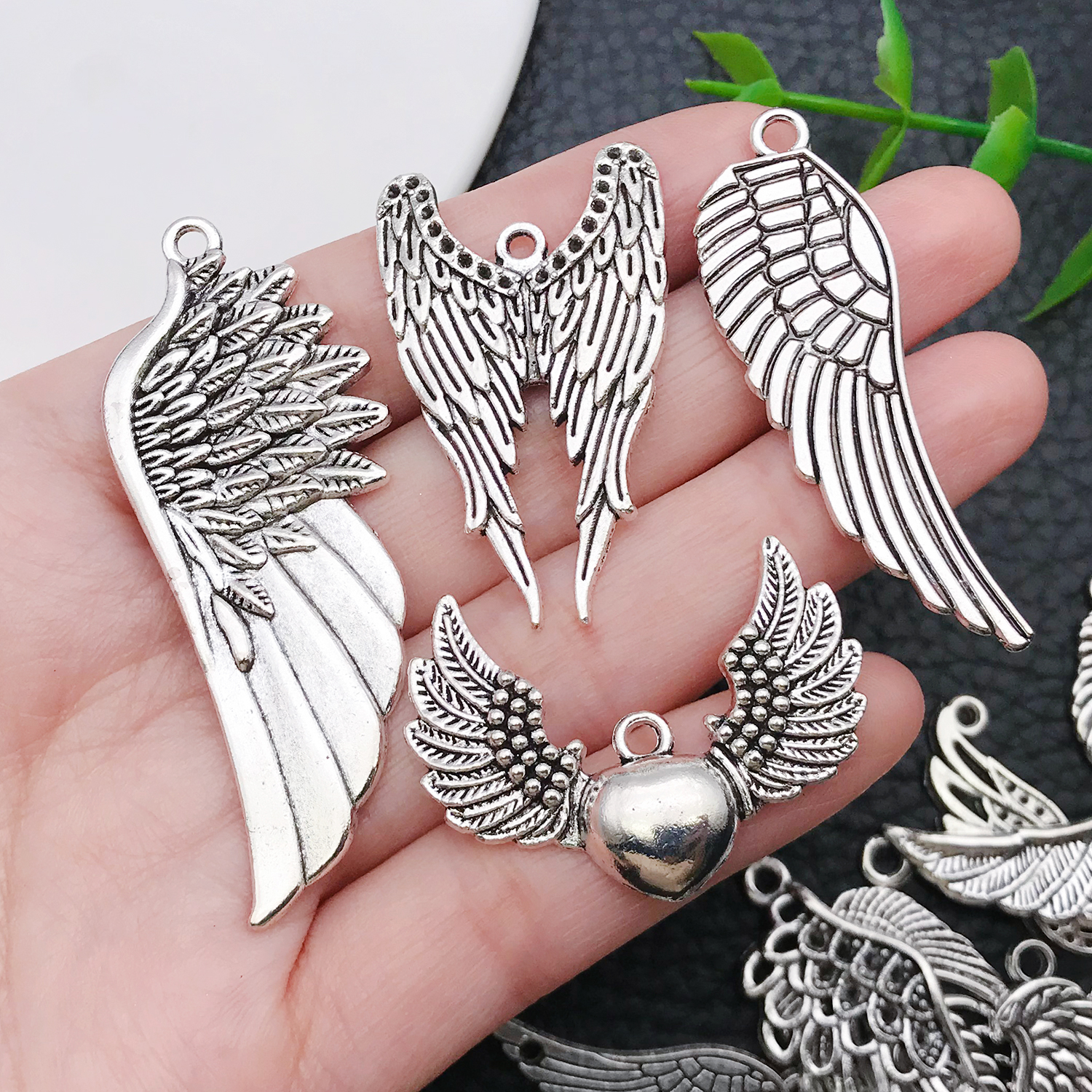 Angel Wing Charms, New 22/42 P - Vintage Fashion Tumblr avaliação e preço